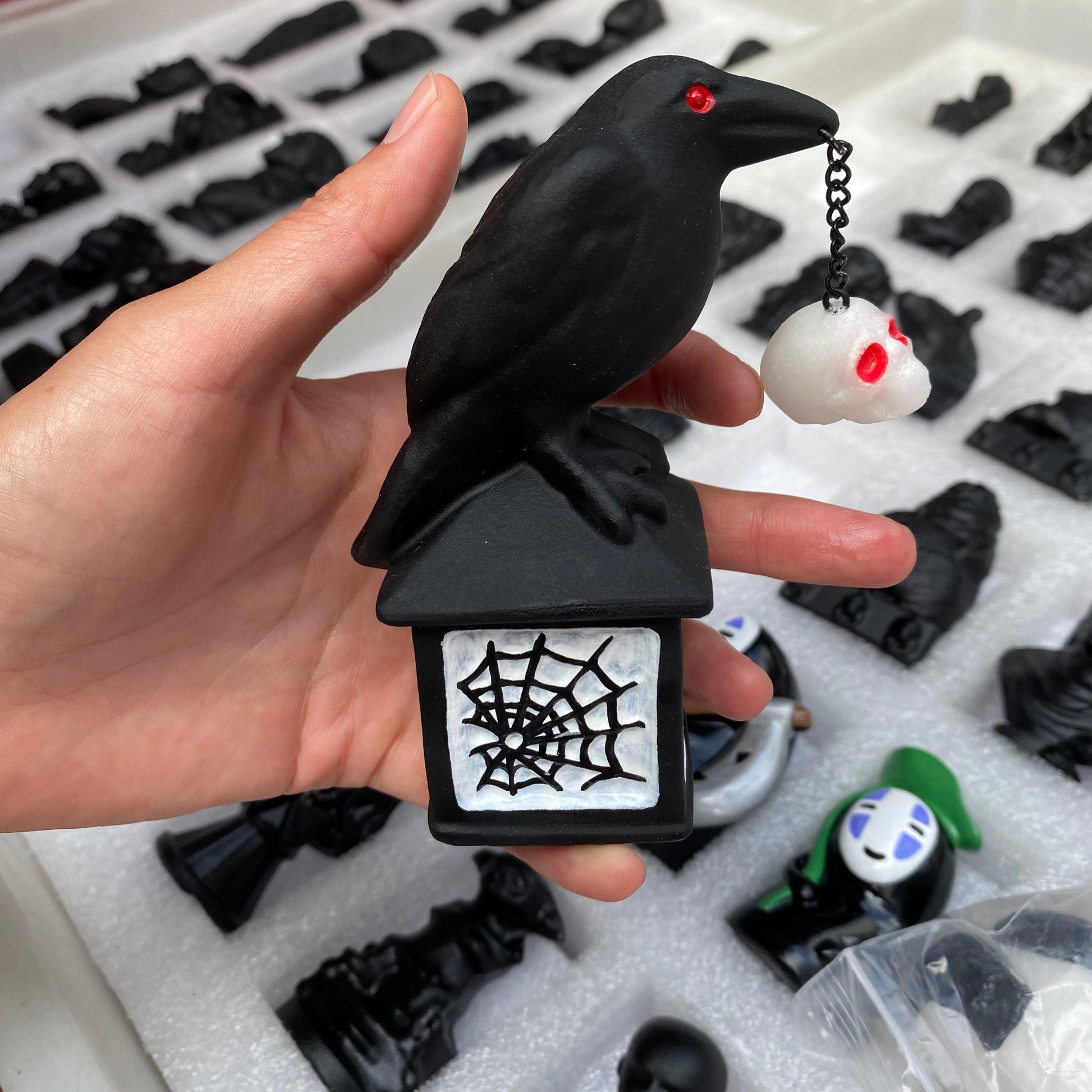 Black Obsidian Raven2